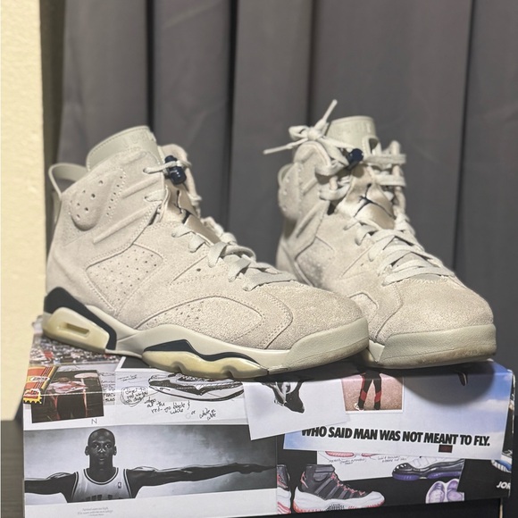 Air Jordan 6 Retro Georgetown (2022) Sneakers - Picture 1 of 4